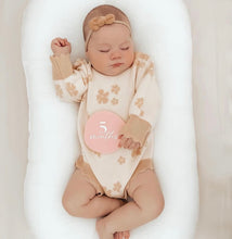 Load image into Gallery viewer, Eden Corduroy Bows