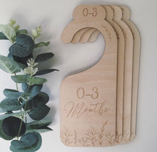 Load image into Gallery viewer, Wooden Nursery Dividers