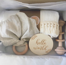 Load image into Gallery viewer, Luxe White Gift Box