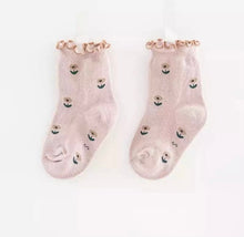 Load image into Gallery viewer, Floral Baby Socks