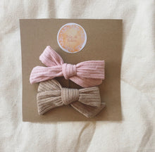 Load image into Gallery viewer, Ribbed Cotton Clips