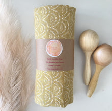 Load image into Gallery viewer, Rainbow Dot Swaddle Wrap