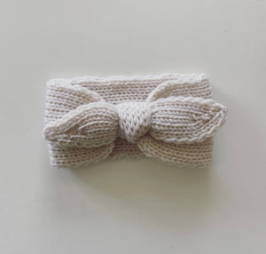 White Marle Knitted Bow