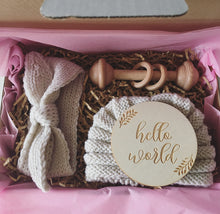 Load image into Gallery viewer, Baby Girl Accessories Gift Box
